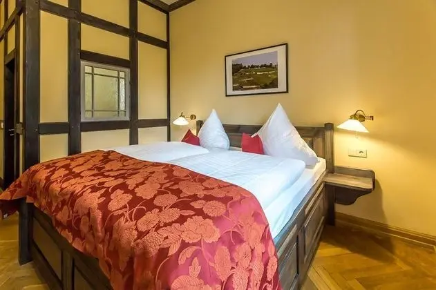 Tek Büyük Yataklı Oda