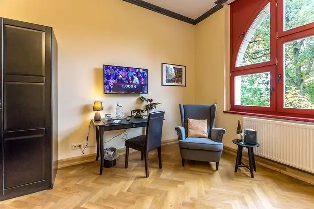 Tek Büyük Yataklı Oda