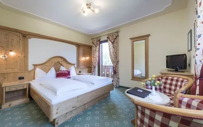 Comfort Tek Büyük Yataklı Oda