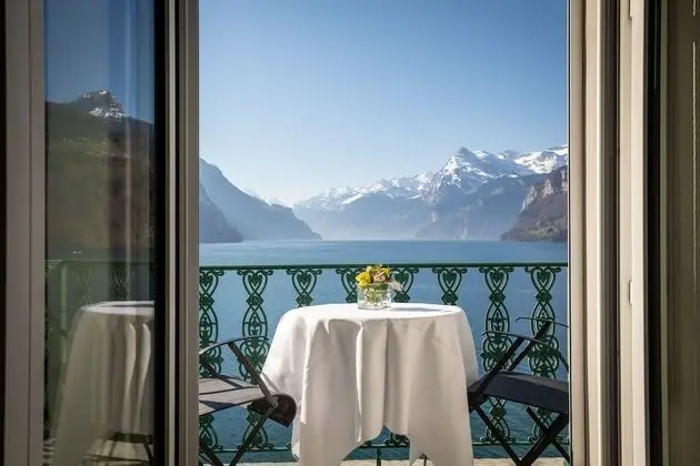 Executive Twin Room, Balcony, Lake View with balcony