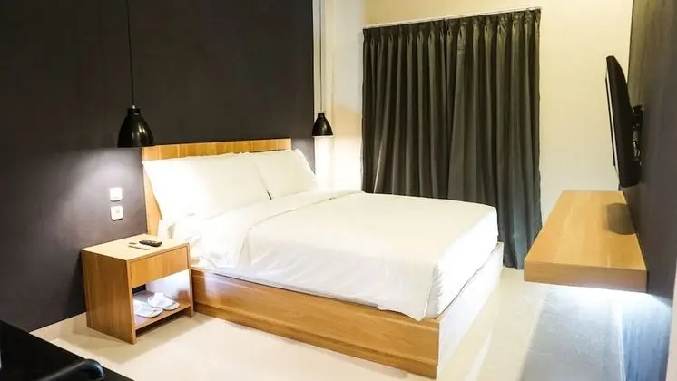 Deluxe Tek Büyük Yataklı Oda
