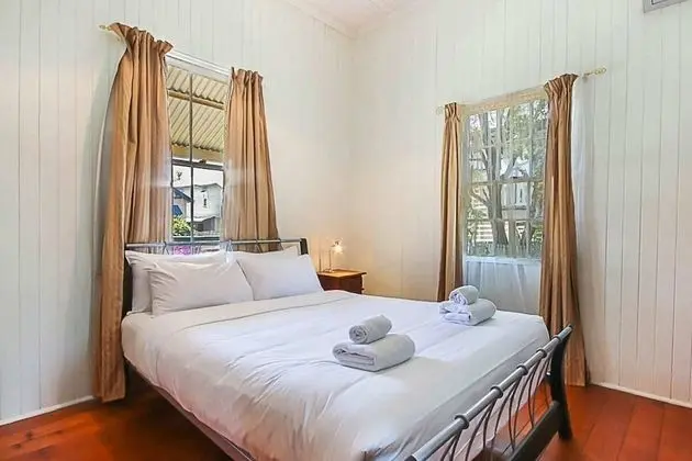 Ev (3 Bedrooms)