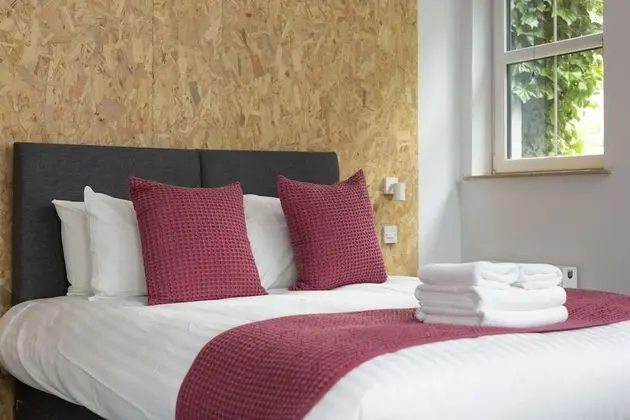 Tek Büyük Yataklı Oda, Banyolu/Duşlu