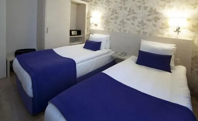 Deluxe Tek Büyük veya İki Ayrı Yataklı Oda, Jakuzi