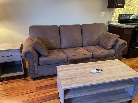 2 Queen Bed, 1 Queen Sofa, Apartment, Full Kitchen, NO PETS, Non-Smoking