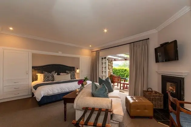 Luxury Süit, Göl Kenarı