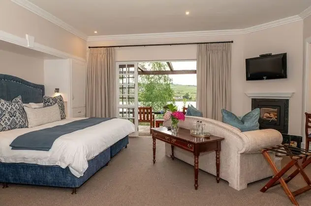 Luxury Süit, Göl Kenarı