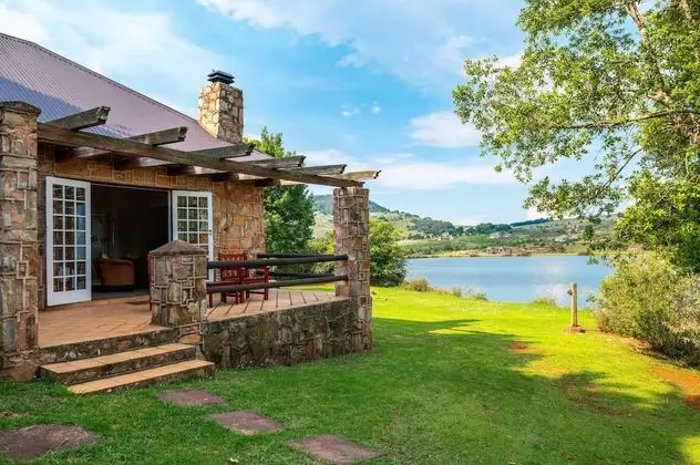 Luxury Süit, Göl Kenarı