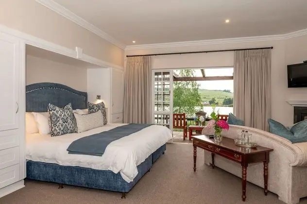 Luxury Süit, Göl Kenarı