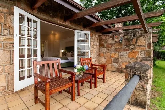 Luxury Süit, Göl Kenarı