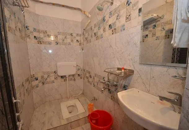 Standard Oda, 1 Büyük (Queen) Boy Yatak, Sigara İçilmez