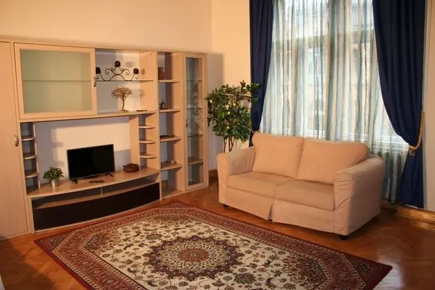 Apart Daire Deluxe Three Bedroom