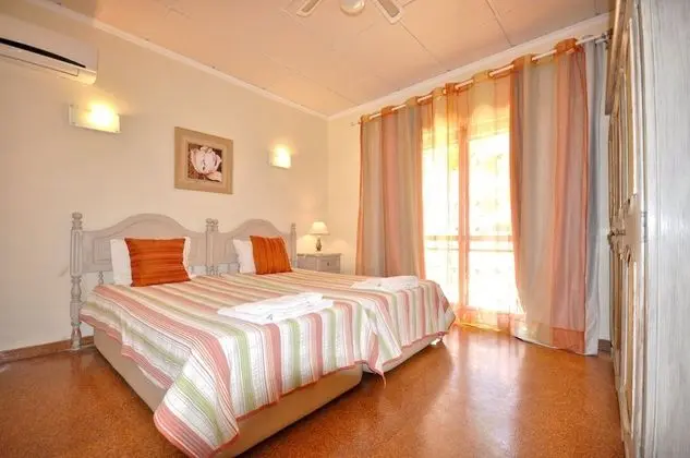 Villa, 5 Yatak Odası, Balkon