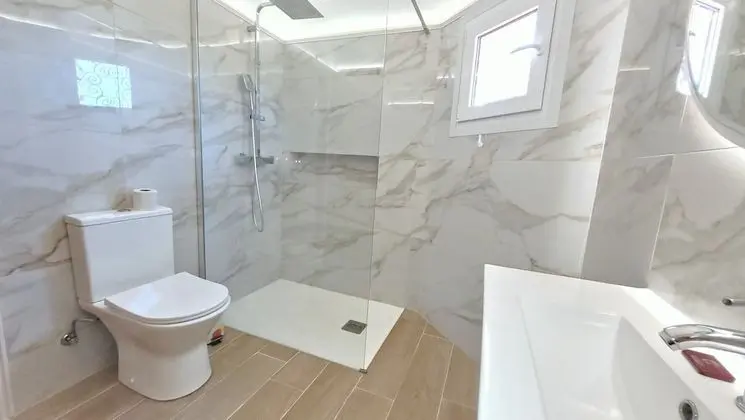 Villa, 5 Yatak Odası, Balkon