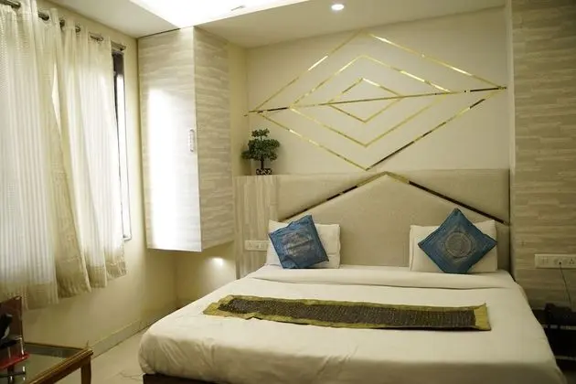 Deluxe Üç Kişilik Oda
