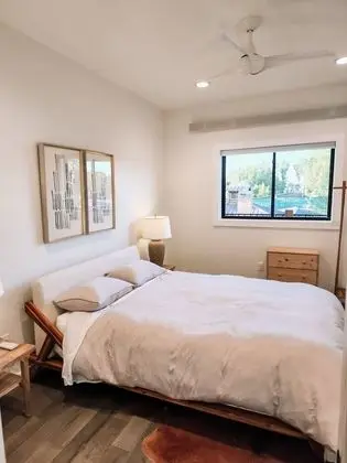 Light & Airy Mountain Town Apartment