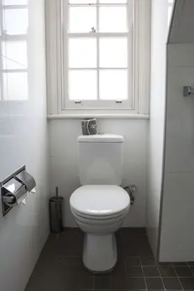 Standard Oda, Sigara İçilmez (Queen Room)