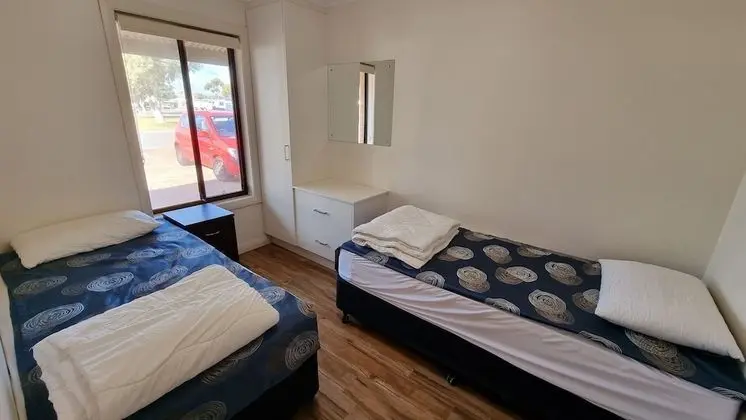 Family Kulübe, 2 Yatak Odası, Plaj Manzaralı, Okyanusa Sıfır (4 Berth Beachfront)