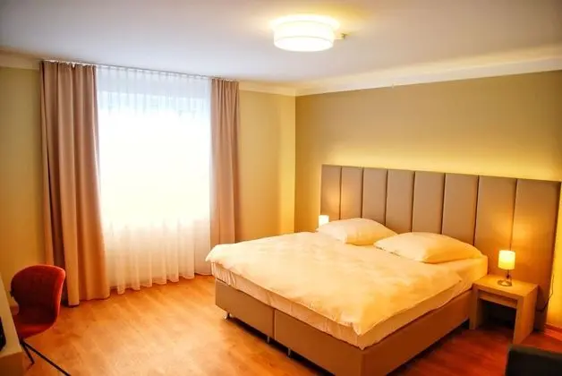 Comfort Tek Büyük Yataklı Oda