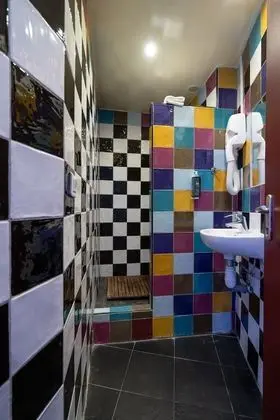 Basic Tek Kişilik Oda, Ortak Banyo