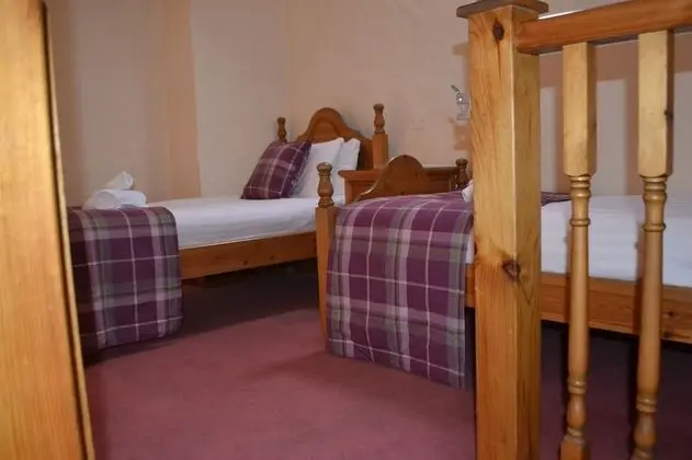 Dört Kişilik Oda, Birden Çok Yatak