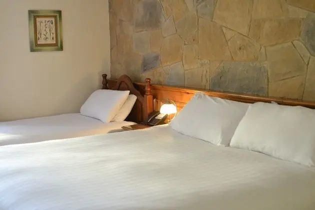 Üç Kişilik Oda, Birden Çok Yatak, Sigara İçilmez