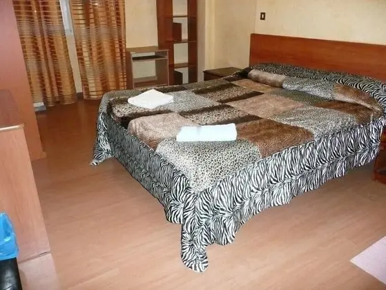 Ortak Ranzalı Oda, Karma Ranzalı Oda