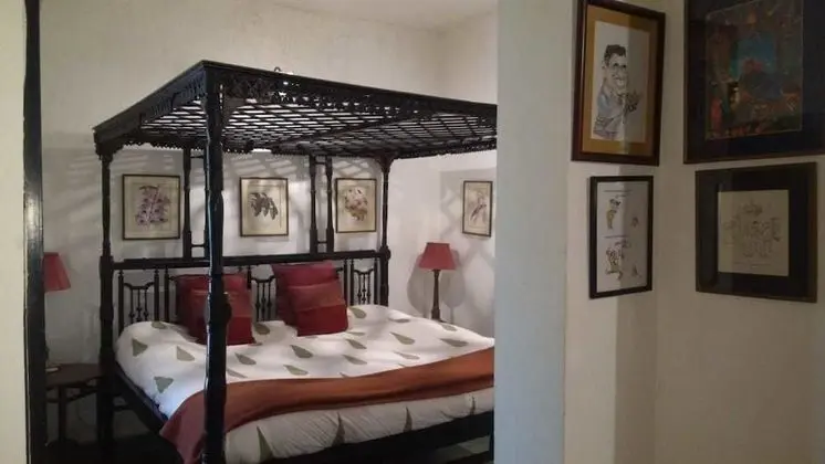 Süit, 1 Çift Kişilik Yatak, Sigara İçilmez