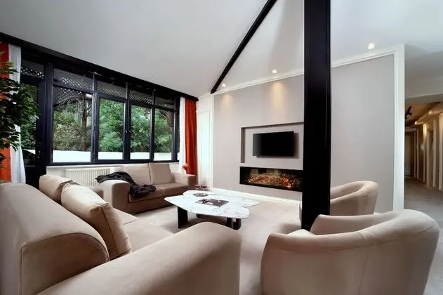 Three Bedroom Apartment