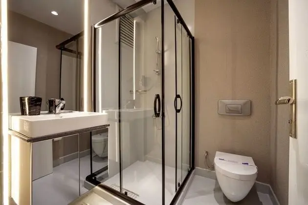 Three Bedroom Apartment