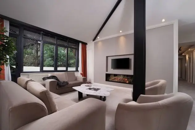 Three Bedroom Apartment
