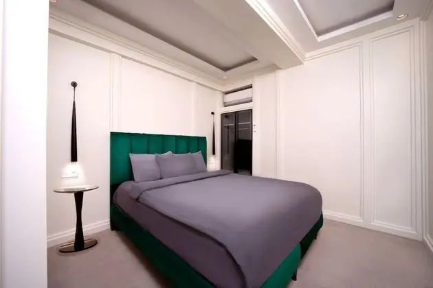 Two Bedroom Apartment's