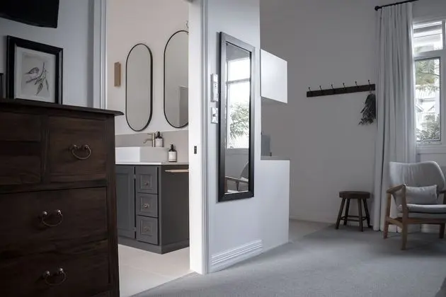 Valley Suite