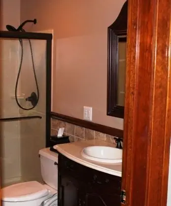 Economy Tek Büyük Yataklı Oda, Özel Banyo (204)