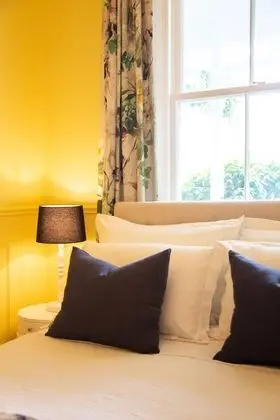 Luxury Tek Büyük Yataklı Oda, 1 Büyük (Queen) Boy Yatak, Bahçe Manzaralı