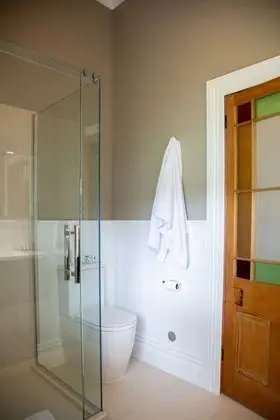 Luxury Tek Büyük Yataklı Oda, 1 En Büyük (King) Boy Yatak, Bahçe Manzaralı