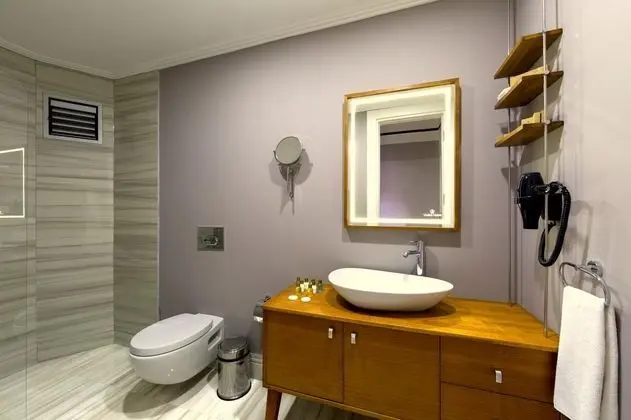 Deluxe Oda, Sokak Manzaralı