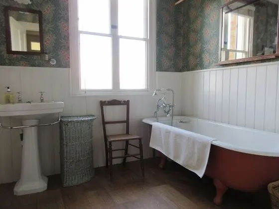 Luxury Tek Büyük Yataklı Oda, Özel Banyo (Bird Room)