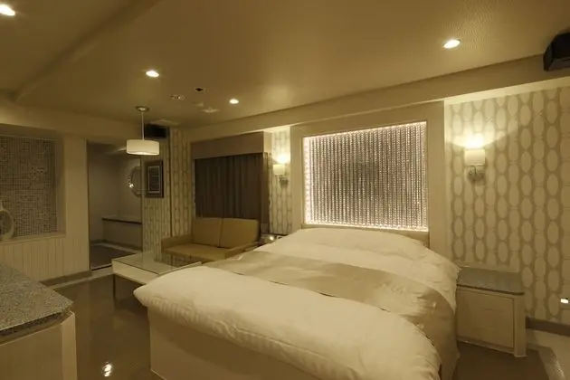 Oda (Queen Bed, with Spa Bath)
