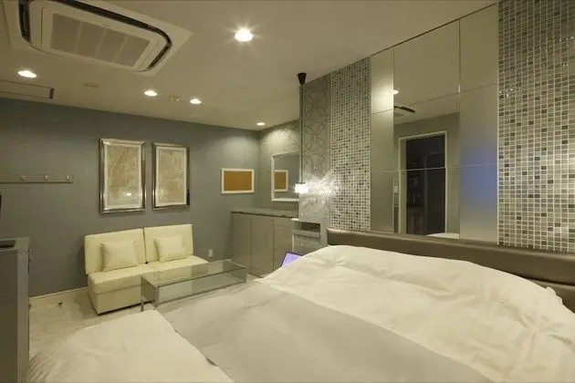 Oda (Queen Bed, Spa Bath)