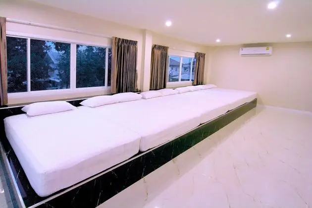 4 Bedrooms with Private Pool Vila