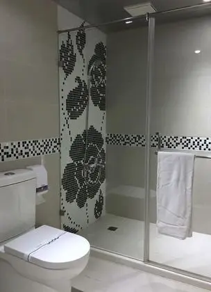 Standard Dört Kişilik Oda