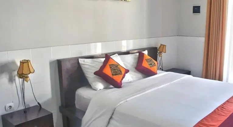 Standard Tek Büyük Yataklı Oda