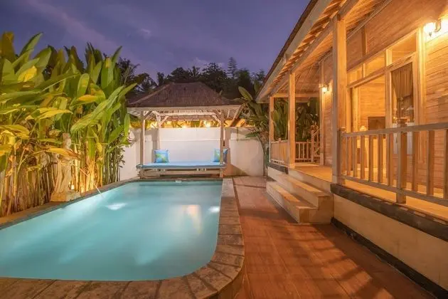 2 Bedrooms Private Villa