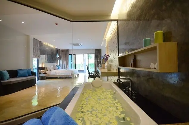 Pool Access Suite