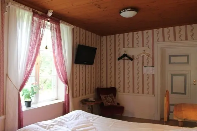 Economy Tek Büyük veya İki Ayrı Yataklı Oda