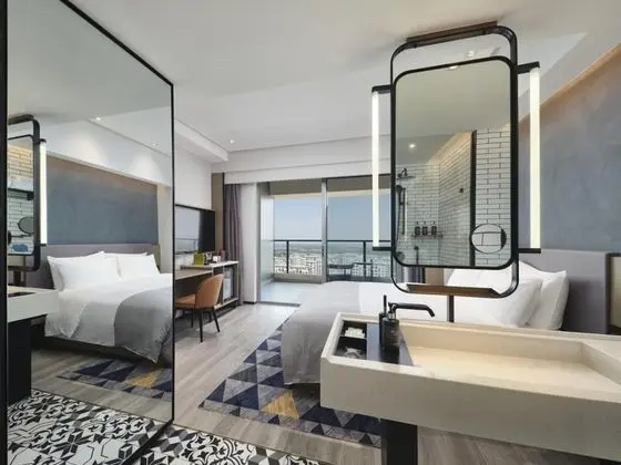 Superior Tek Büyük Yataklı Oda, Balkon