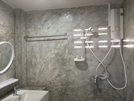 Basic Ortak Ranzalı Oda, Ortak Banyo