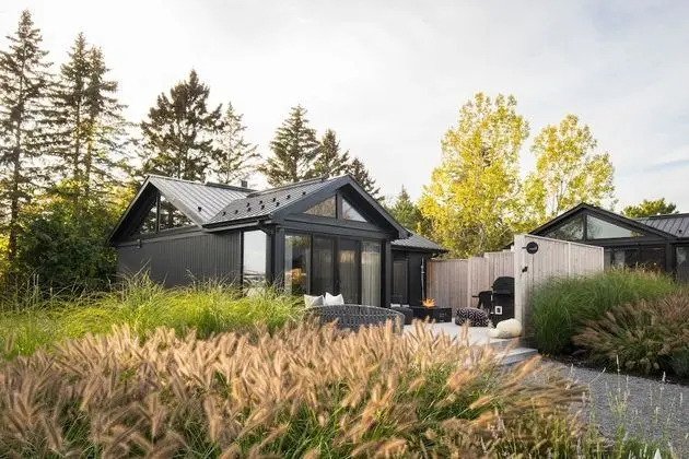 Lakeside Cabin