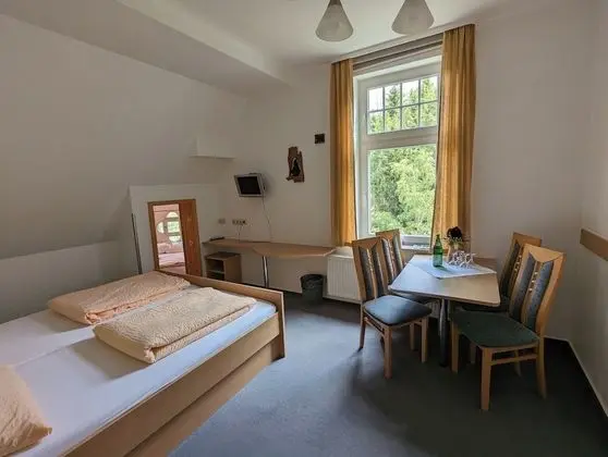 Basic Dört Kişilik Oda